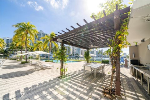 Condominio en venta en Miami Beach, Florida, 3 dormitorios, 172.98 m2 № 1242212 - foto 30