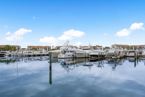 Condo in Jupiter, Florida, 3 bedrooms  № 996238 - photo 11