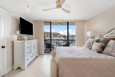 Condo in Jupiter, Florida, 3 bedrooms  № 996238 - photo 26