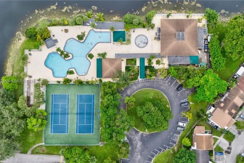 Touwnhouse à louer à Miami, Floride: 3 chambres, 128.02 m2 № 1367073 - photo 28