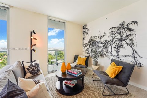 Condominio en venta en Miami, Florida, 2 dormitorios, 101.17 m2 № 1362426 - foto 12