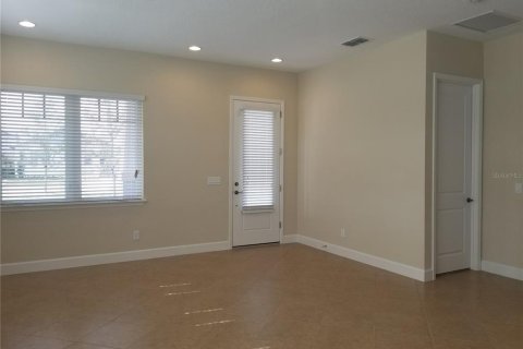 Townhouse in Orlando, Florida 3 bedrooms, 180.69 sq.m. № 1368546 - photo 2