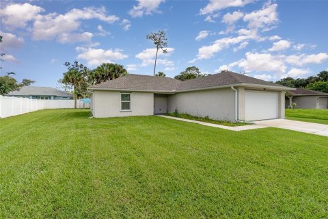 Villa ou maison à vendre à North Port, Floride: 3 chambres, 117.52 m2 № 1392098 - photo 3