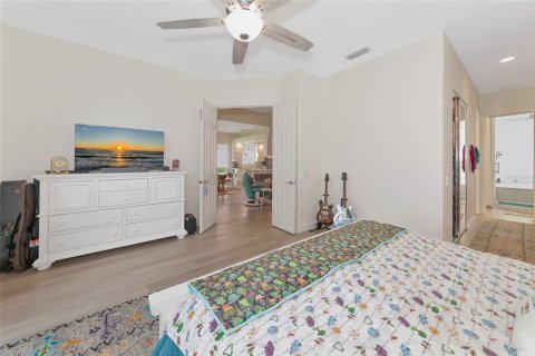 House in Sarasota, Florida 3 bedrooms, 186.55 sq.m. № 1392137 - photo 22