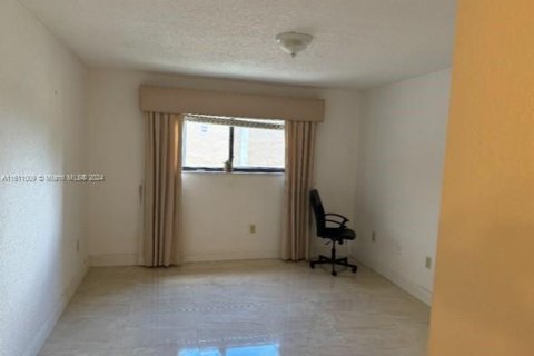 Copropriété à vendre à Miami, Floride: 2 chambres, 91.6 m2 № 1234797 - photo 4