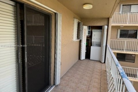 Condominio en venta en Miami, Florida, 2 dormitorios, 91.6 m2 № 1234797 - foto 6