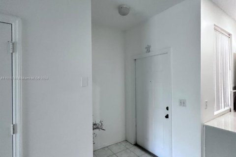 Condominio en venta en Weston, Florida, 2 dormitorios № 965528 - foto 5