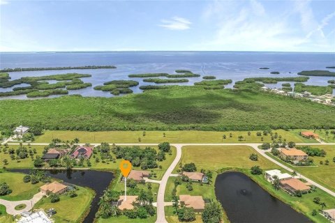 Villa ou maison à vendre à Punta Gorda, Floride: 3 chambres, 188.96 m2 № 1251913 - photo 3