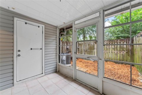 Touwnhouse à vendre à Temple Terrace, Floride: 2 chambres, 111.48 m2 № 1366104 - photo 15