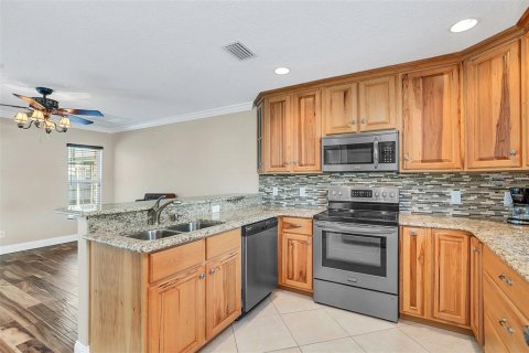 Casa en venta en Kissimmee, Florida, 3 dormitorios, 204.94 m2 № 1366275 - foto 29