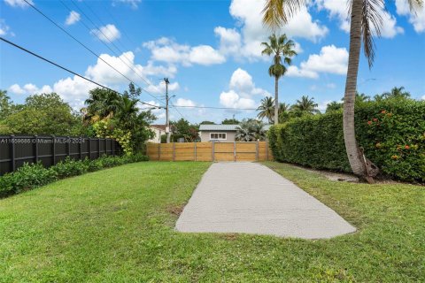 Villa ou maison à louer à Miami, Floride: 3 chambres, 223.15 m2 № 1364931 - photo 21