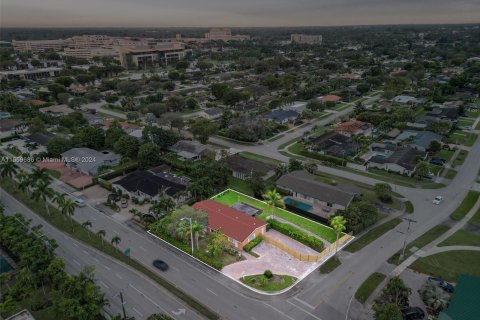 Villa ou maison à louer à Miami, Floride: 3 chambres, 223.15 m2 № 1364931 - photo 25