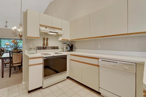 Condominio en venta en Palm Beach Gardens, Florida, 2 dormitorios, 123.93 m2 № 1229093 - foto 10