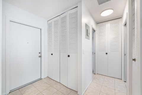 Casa en venta en West Palm Beach, Florida, 1 dormitorio, 61.5 m2 № 921174 - foto 11