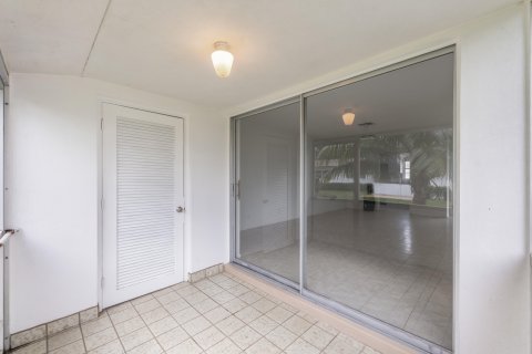 Villa ou maison à vendre à West Palm Beach, Floride: 1 chambre, 61.5 m2 № 921174 - photo 5