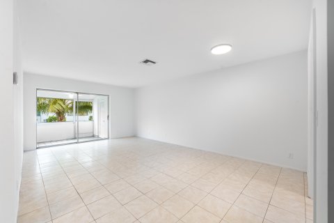 Villa ou maison à vendre à West Palm Beach, Floride: 1 chambre, 61.5 m2 № 921174 - photo 15