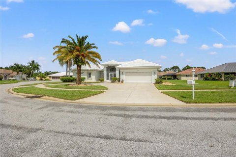 Villa ou maison à vendre à North Port, Floride: 3 chambres, 176.98 m2 № 1296684 - photo 3