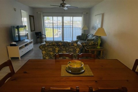 Copropriété à vendre à Punta Gorda, Floride: 2 chambres, 101.17 m2 № 1131866 - photo 14