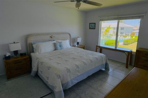 Condo in Punta Gorda, Florida, 2 bedrooms  № 1131866 - photo 18