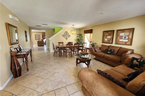 Casa en venta en Davenport, Florida, 5 dormitorios, 285.67 m2 № 1273205 - foto 3