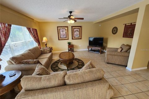 Casa en venta en Davenport, Florida, 5 dormitorios, 285.67 m2 № 1273205 - foto 17