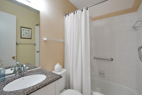 Copropriété à vendre à Delray Beach, Floride: 2 chambres, 127.83 m2 № 1136242 - photo 21