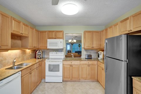 Condominio en venta en Delray Beach, Florida, 2 dormitorios, 127.83 m2 № 1136242 - foto 19