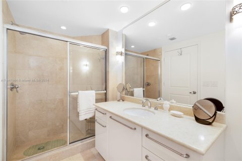 Condo in Hollywood, Florida, 3 bedrooms  № 1331107 - photo 25