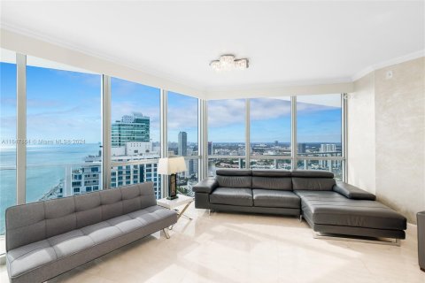 Condo in Hollywood, Florida, 3 bedrooms  № 1331107 - photo 7