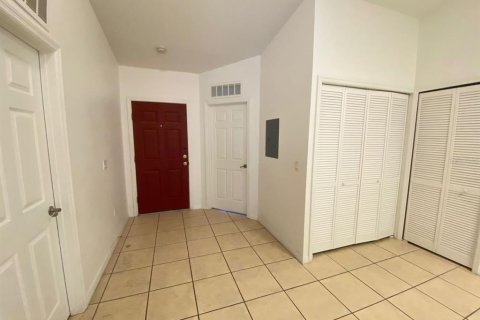 Condo in Kissimmee, Florida, 3 bedrooms  № 1416889 - photo 2