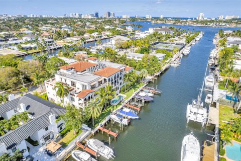 Copropriété à vendre à Fort Lauderdale, Floride: 2 chambres, 163.6 m2 № 1182312 - photo 3