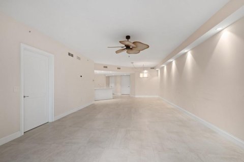 Condo in Fort Lauderdale, Florida, 2 bedrooms  № 1182312 - photo 27