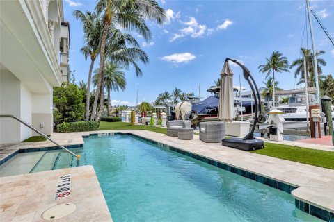 Copropriété à vendre à Fort Lauderdale, Floride: 2 chambres, 163.6 m2 № 1182312 - photo 14