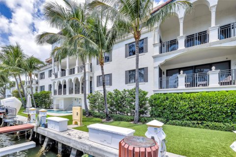 Copropriété à vendre à Fort Lauderdale, Floride: 2 chambres, 163.6 m2 № 1182312 - photo 12