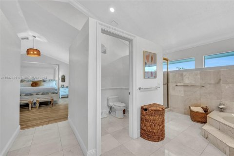 Villa ou maison à vendre à Palmetto Bay, Floride: 4 chambres, 333.98 m2 № 1324561 - photo 30