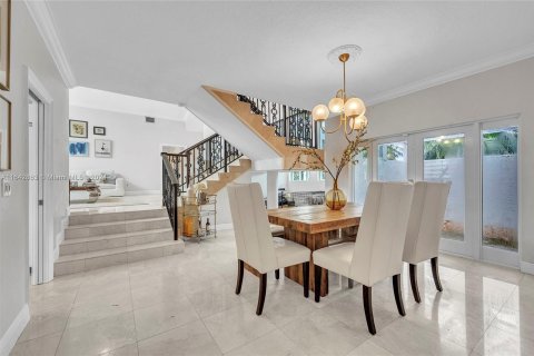 Villa ou maison à vendre à Palmetto Bay, Floride: 4 chambres, 333.98 m2 № 1324561 - photo 8