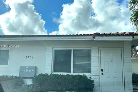 Immobilier commercial à vendre à Coral Springs, Floride: 375.42 m2 № 858280 - photo 13