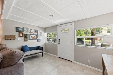 Casa en venta en Tampa, Florida, 4 dormitorios, 142.14 m2 № 1296650 - foto 4