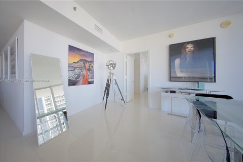 Copropriété à vendre à Miami, Floride: 2 chambres, 139.35 m2 № 1404619 - photo 16