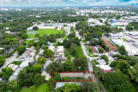 Commercial property in Miami, Florida 202.53 sq.m. № 1240432 - photo 30