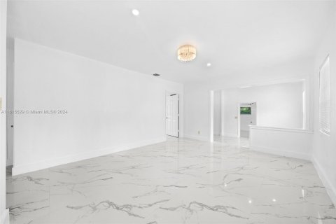 Villa ou maison à vendre à Fort Lauderdale, Floride: 4 chambres, 156.63 m2 № 1240355 - photo 5