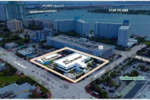 Immobilier commercial à vendre à Miami Beach, Floride № 16945 - photo 1