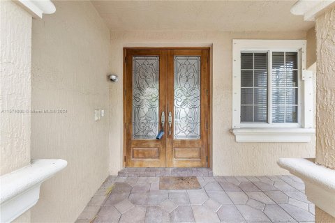 Villa ou maison à vendre à Miramar, Floride: 6 chambres, 369.75 m2 № 1139048 - photo 4