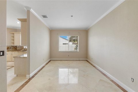 Villa ou maison à vendre à Miramar, Floride: 6 chambres, 369.75 m2 № 1139048 - photo 7