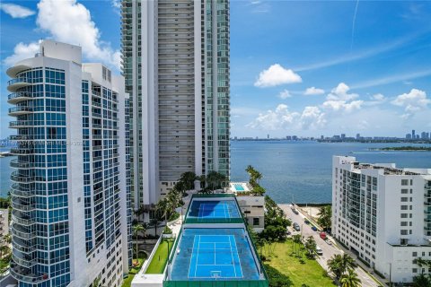 Copropriété à vendre à Miami, Floride: 3 chambres, 157.75 m2 № 1400186 - photo 13