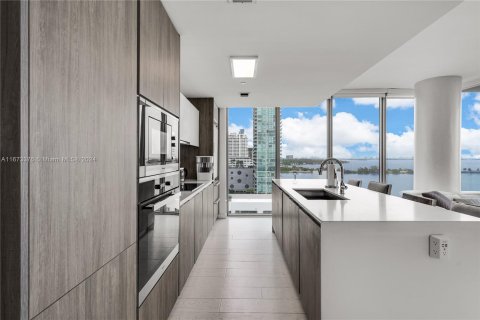 Condominio en venta en Miami, Florida, 3 dormitorios, 157.75 m2 № 1400186 - foto 21