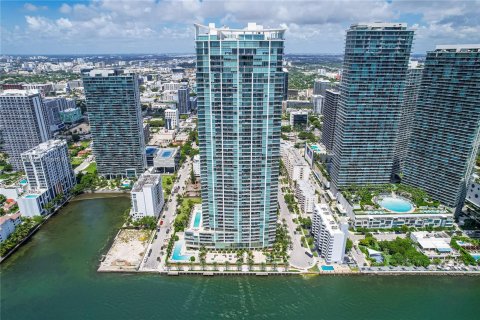 Copropriété à vendre à Miami, Floride: 3 chambres, 157.75 m2 № 1400186 - photo 3