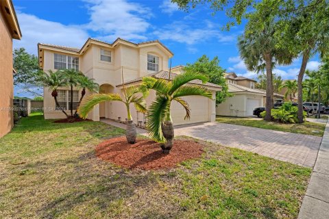 Villa ou maison à vendre à Miramar, Floride: 4 chambres, 201.78 m2 № 1179353 - photo 6