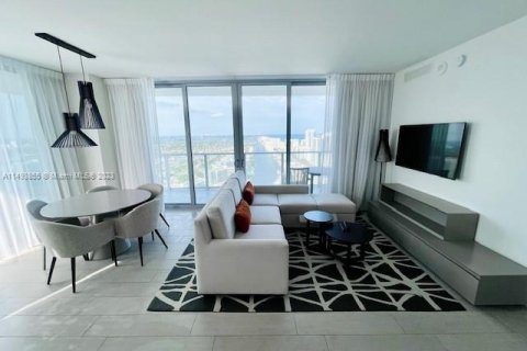 Copropriété à vendre à Hollywood, Floride: 2 chambres, 106.37 m2 № 863634 - photo 11