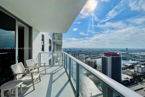 Copropriété à vendre à Hollywood, Floride: 2 chambres, 106.37 m2 № 863634 - photo 2